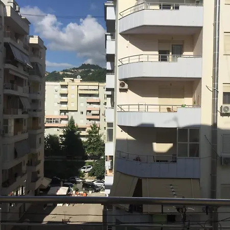 Near The Lejlighed Vlorë